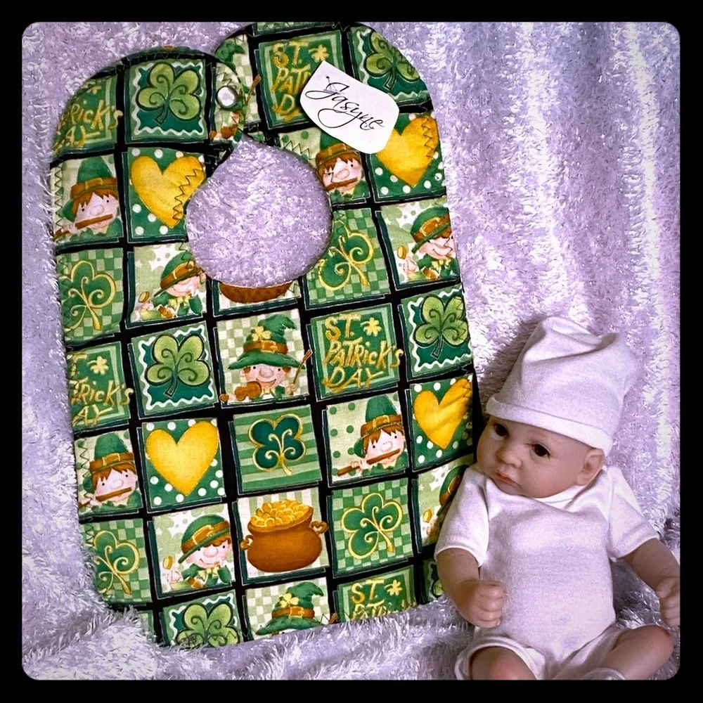 Handmade Bib 🆕 OOAK